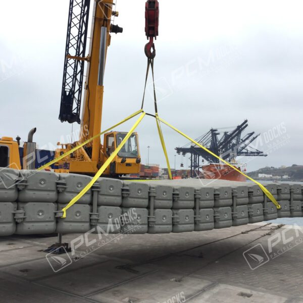 Cañerías flotantes en obra