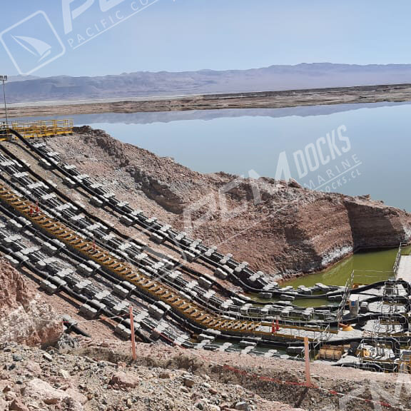 Guías de cañerías en entorno flotante