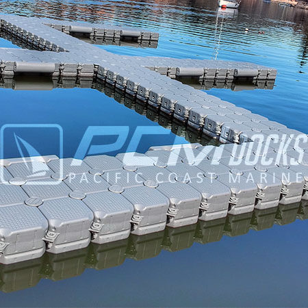 Muelle flotante muy grande