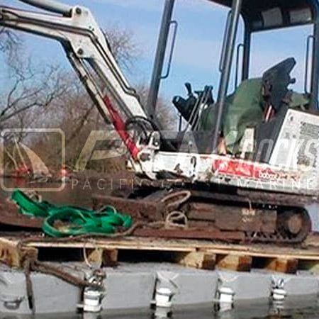 Guía de cañerías en instalación marina