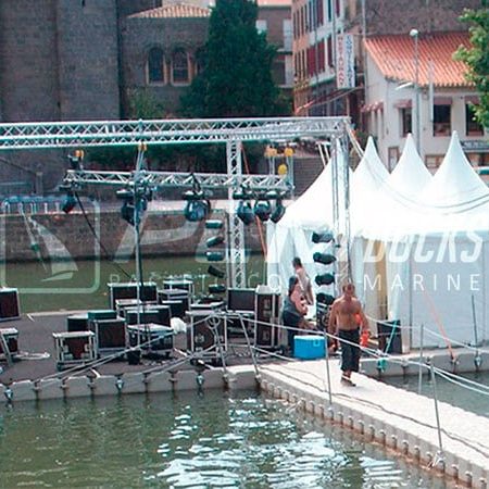 Cañerías de gas en instalación