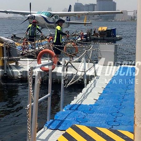 Cañerías en instalación sobre plataforma
