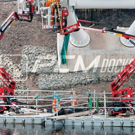 Cañerías en construcción sobre plataforma flotante